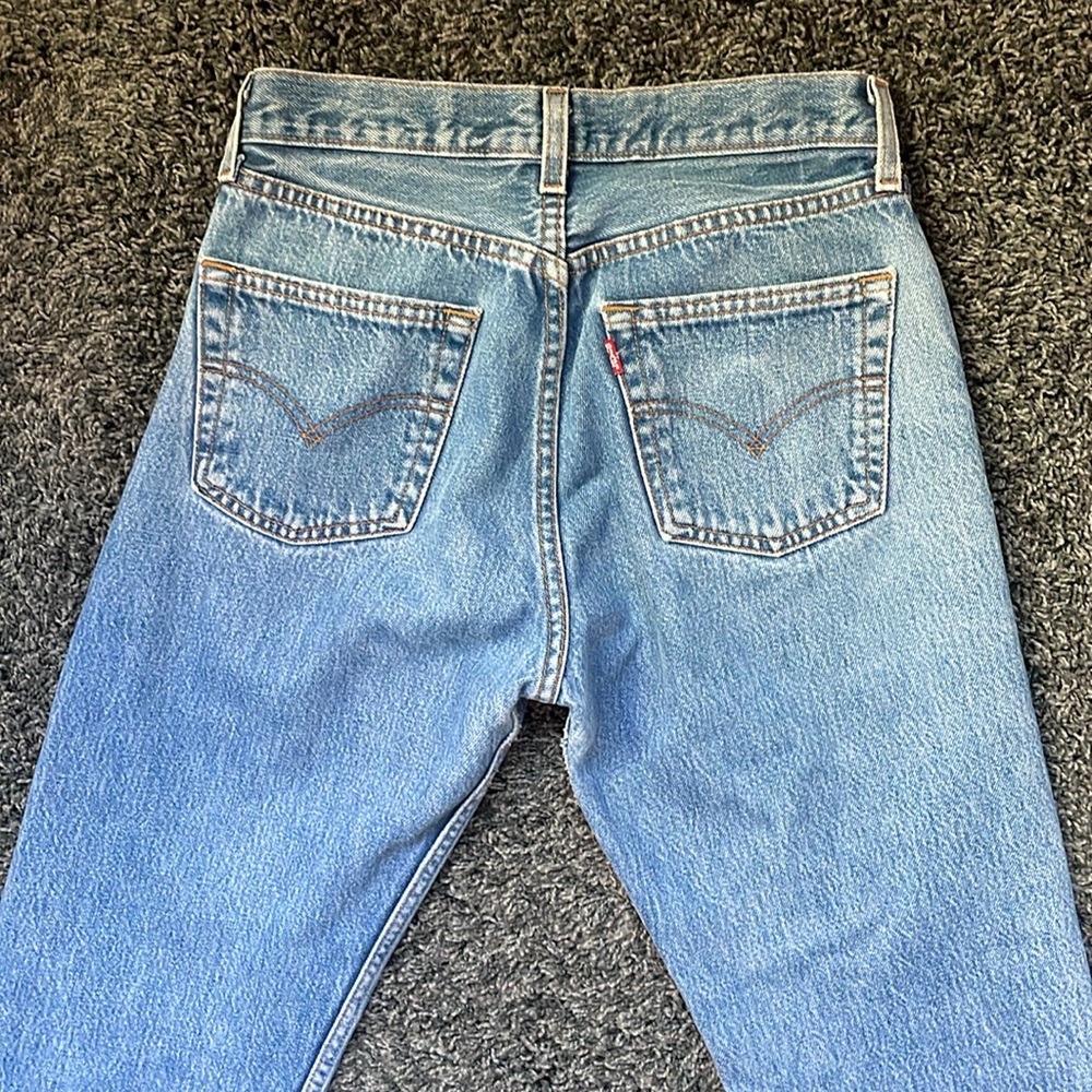 Vintage Levis 501 women 2001 w25 from Mexico 🇲🇽medium blue stonewash